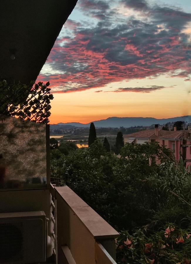 Beautifull And Airy Appartment Corfu Town Kanoni  Buitenkant foto